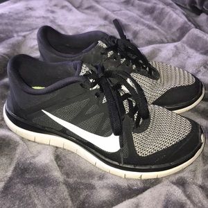 Black Nike Free 4.0